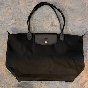 Longchamp Black Le Pilage Tote